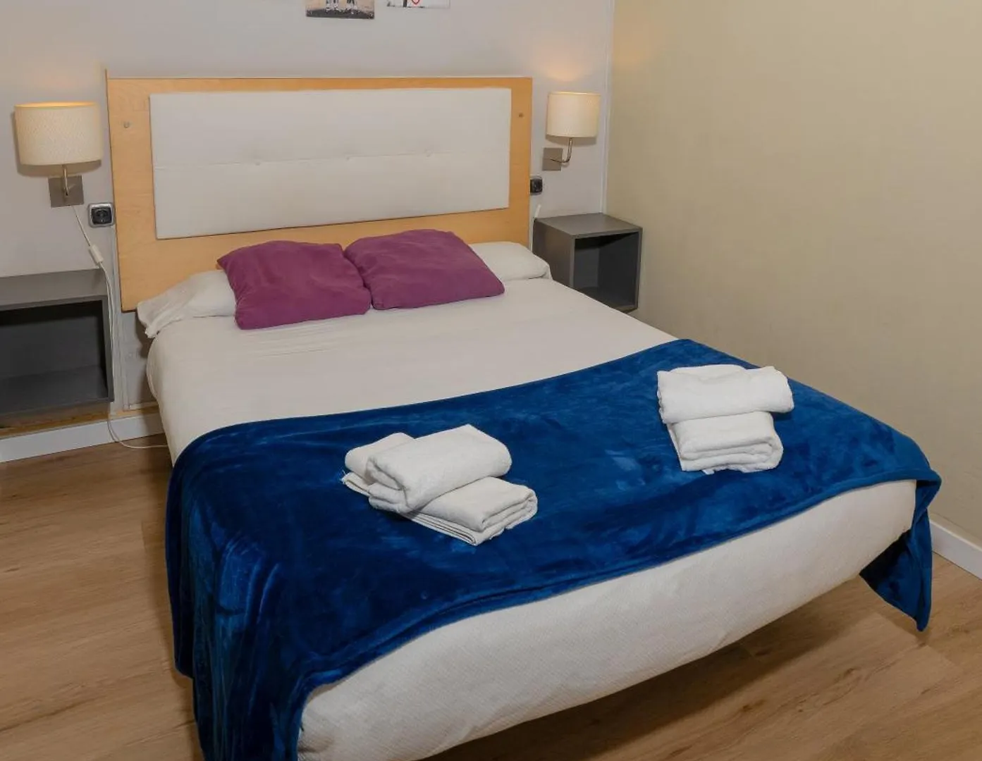 Wow Hostel Barcelona