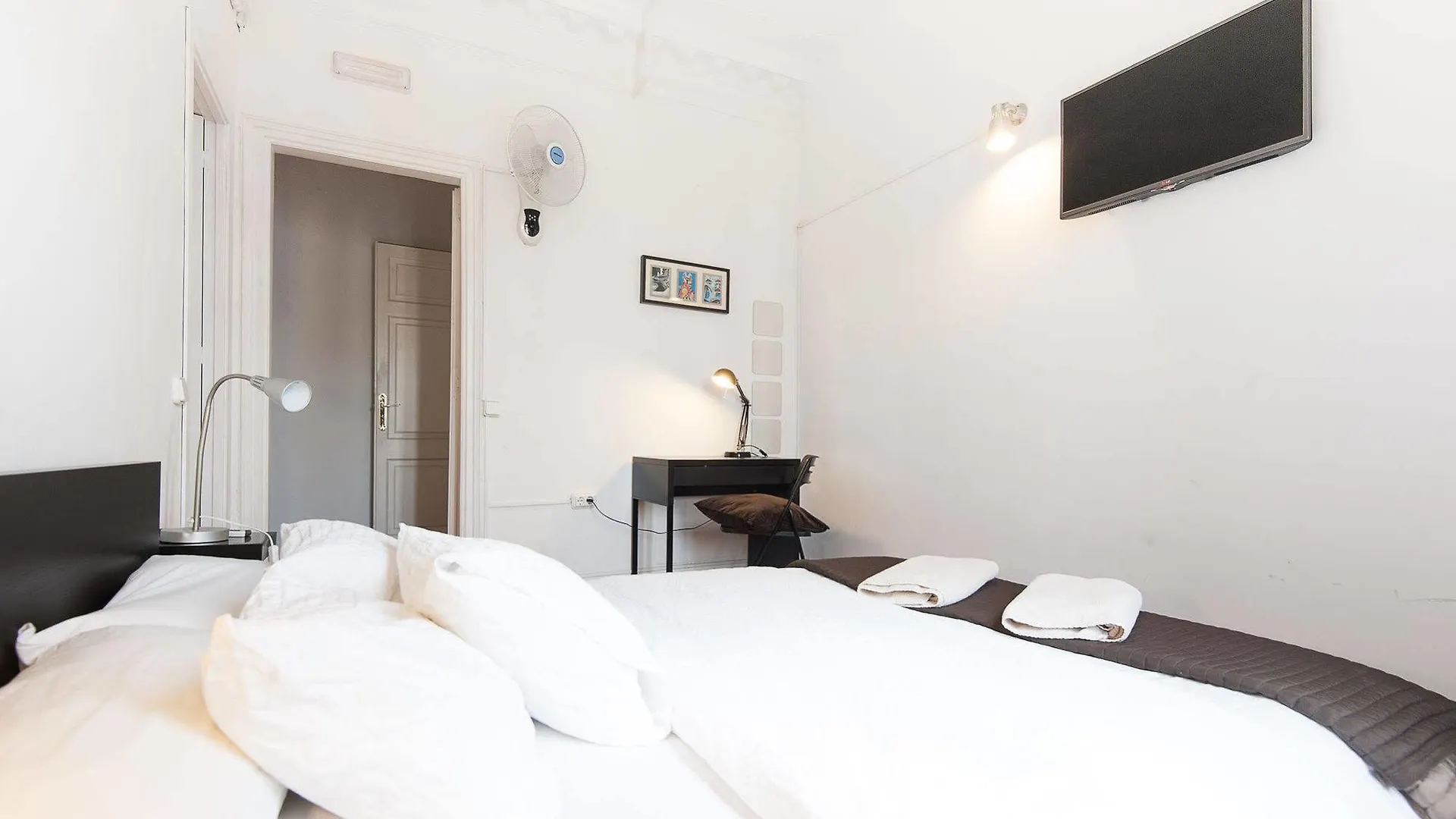Wow Hostel Barcelona