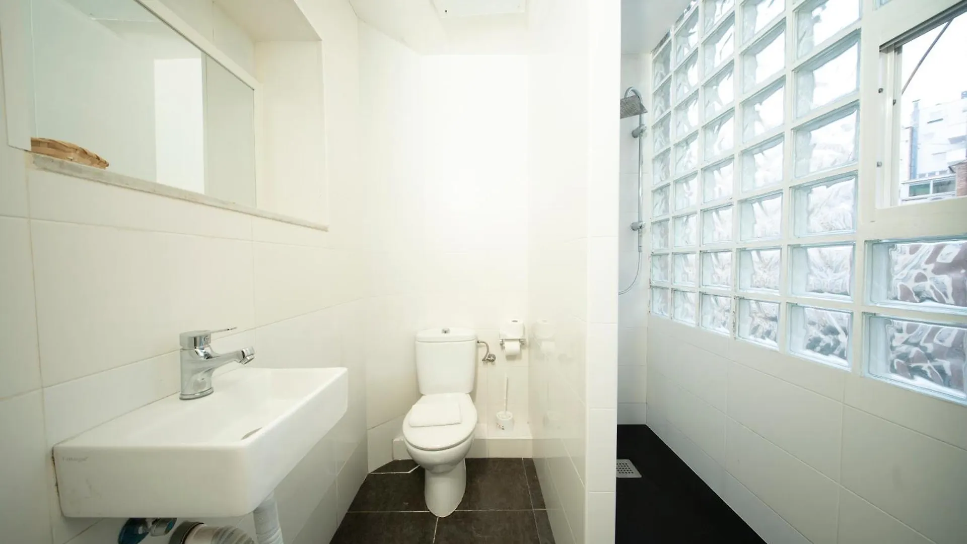 Wow Hostel Barcelona