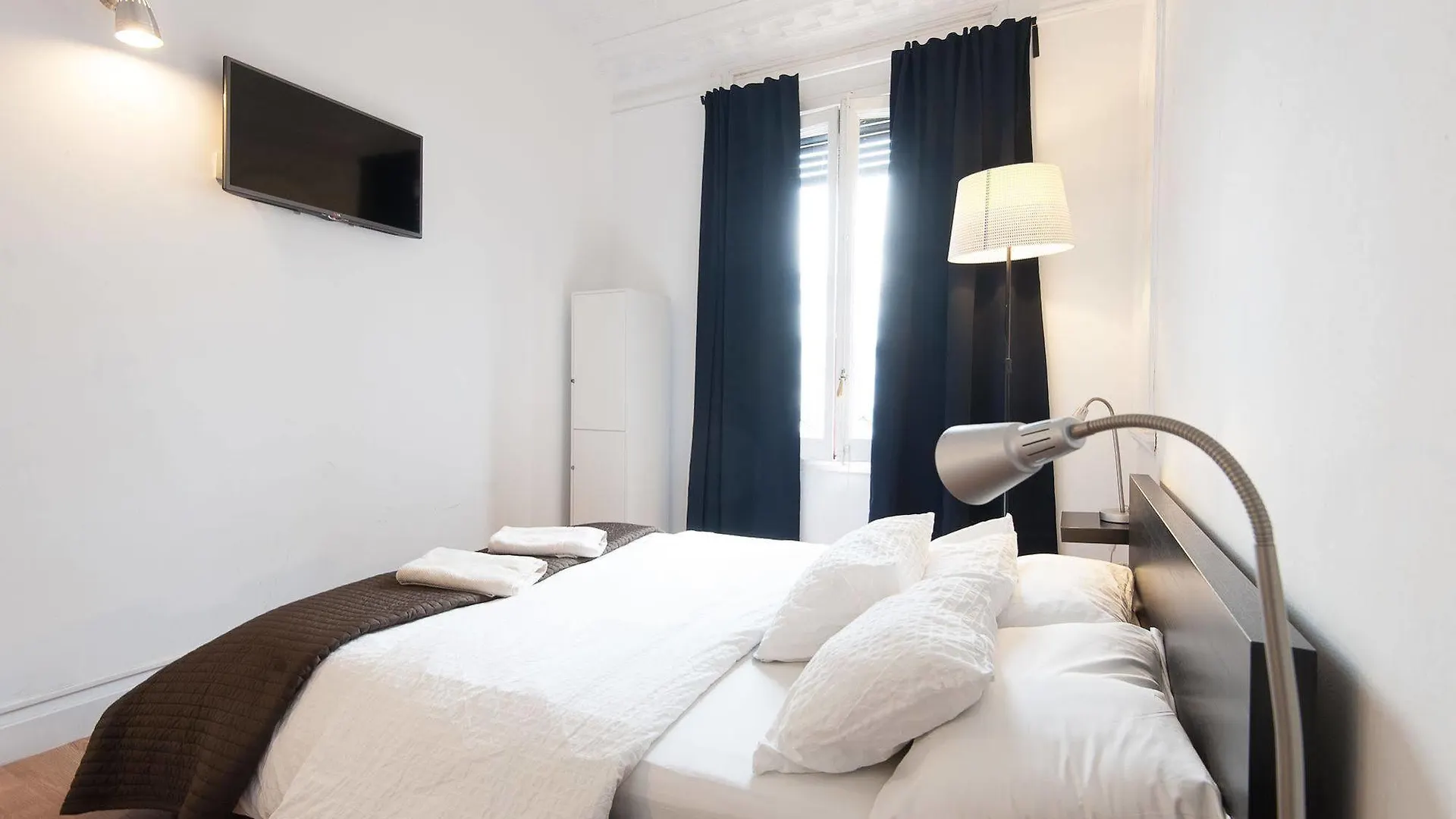 Wow Hostel Barcelona 0*,  Spanien