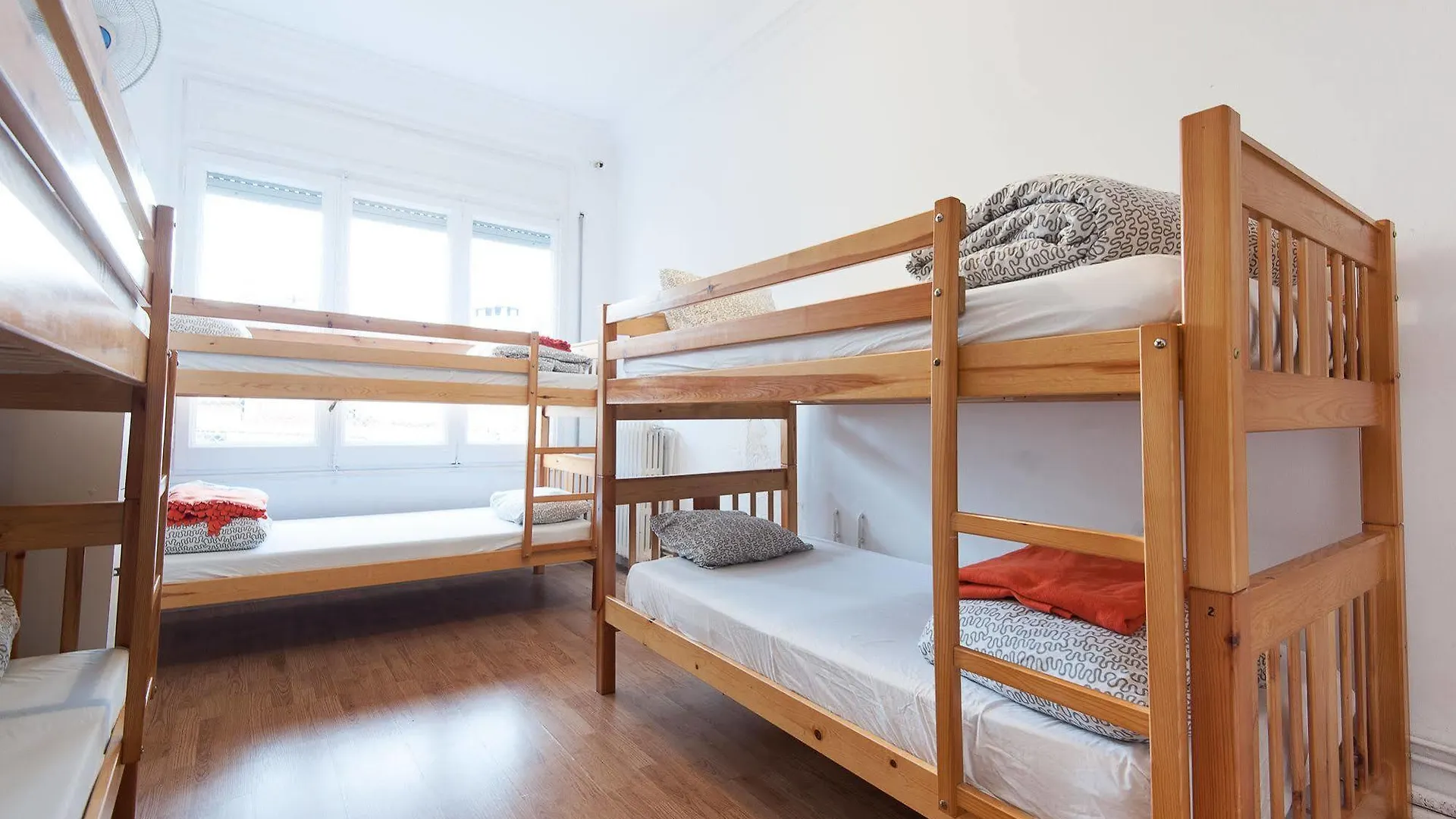 Wow Hostel Barcelona