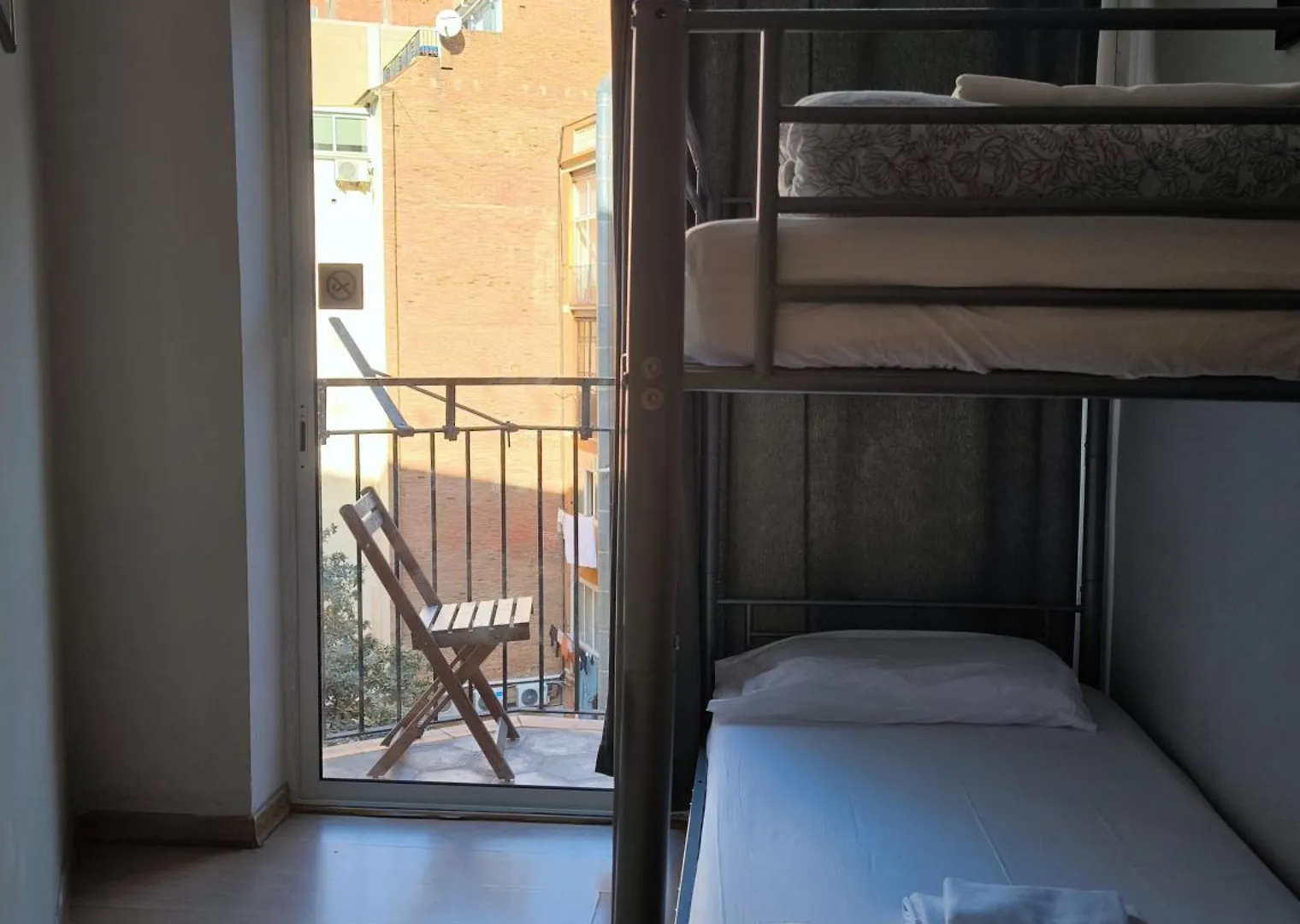 Wow Hostel Barselona İspanya